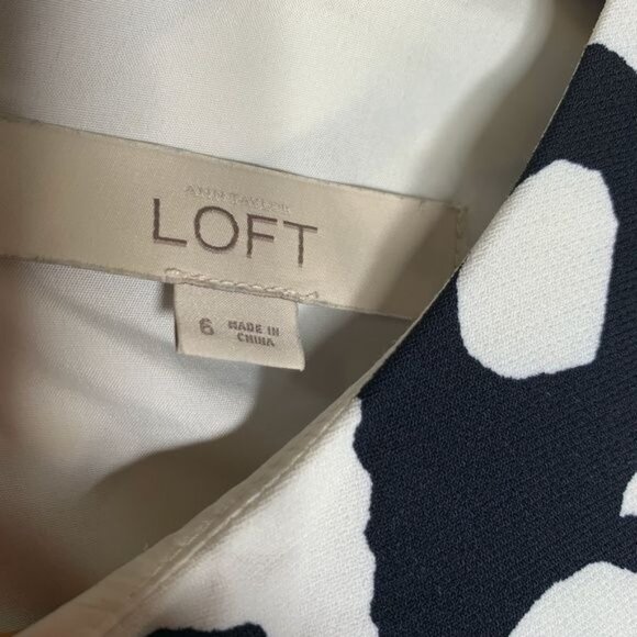 LOFT Black White Geometric Shift Dress Size 6 Short Sleeve Work Sheath - Picture 9 of 12